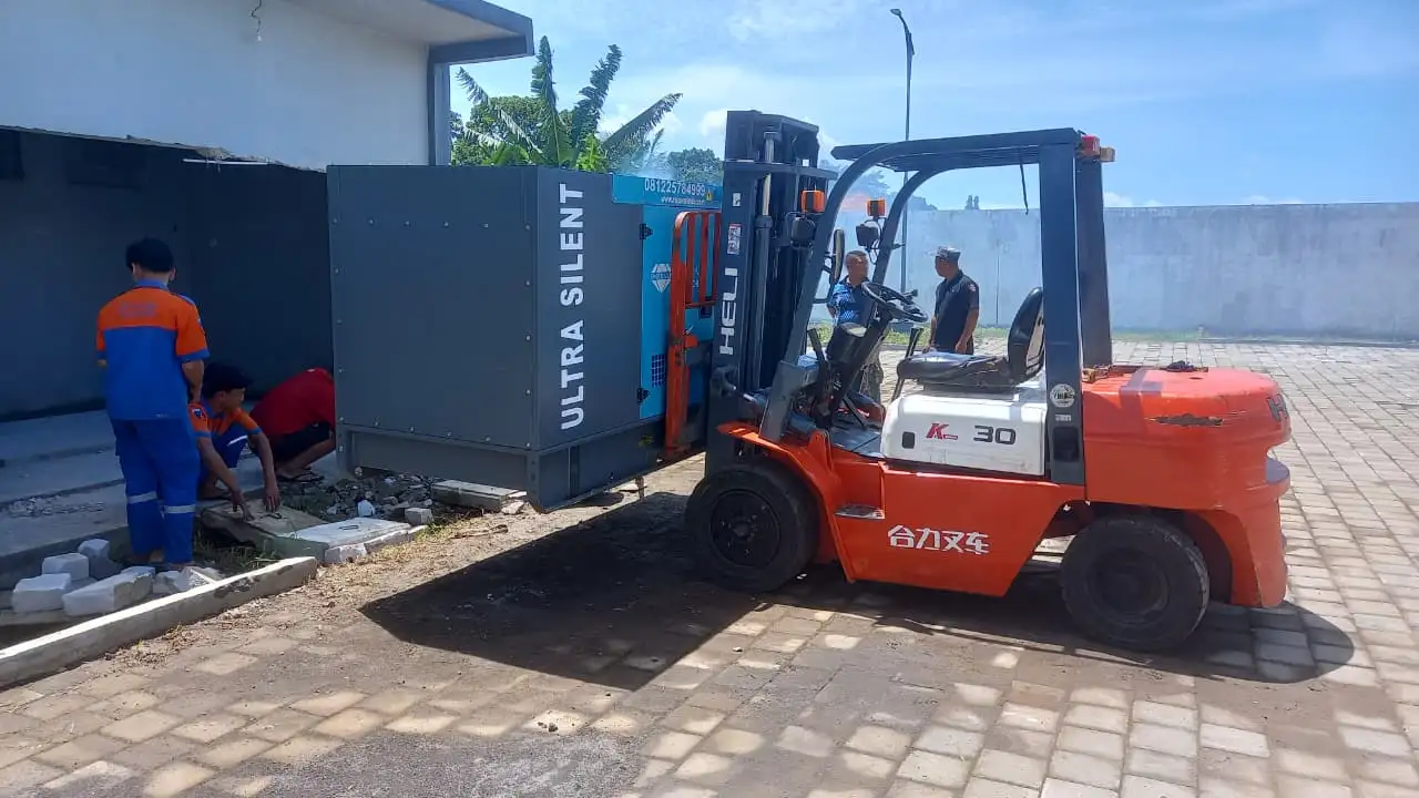 FORKLIFT TOYOTA 3,5 TON (ULTRA SILENT) Magelang Yogyakarta