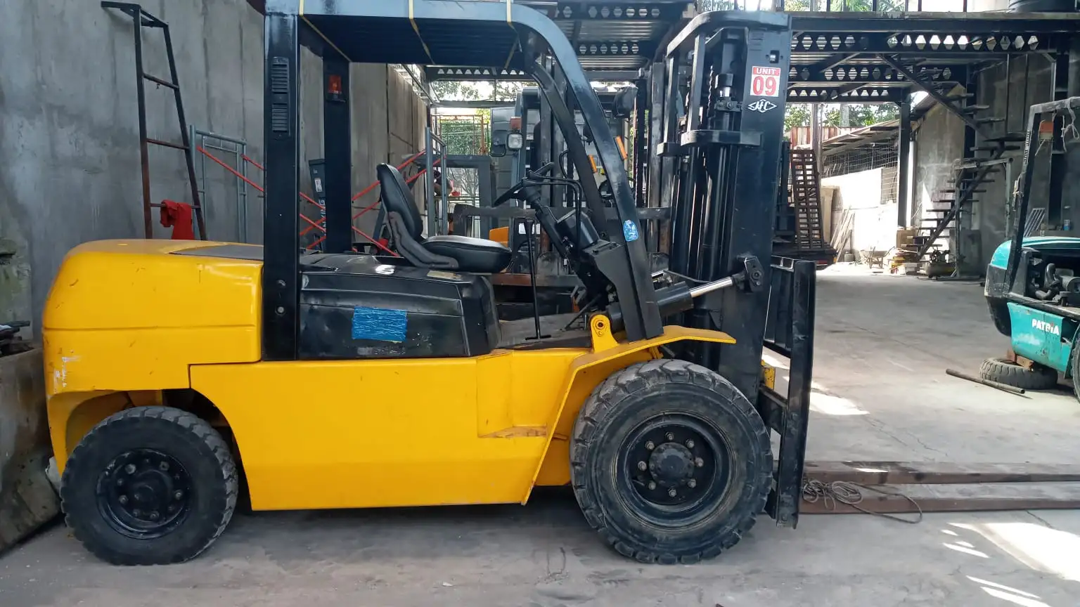 FORKLIFT MITSUBISHI 5 TON Magelang Yogyakarta